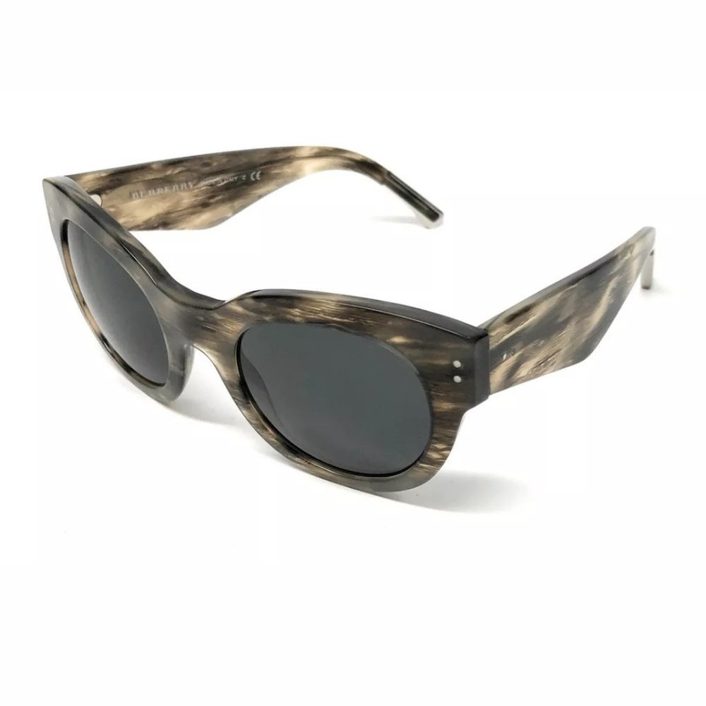 Burberry Women's Grey Havana Sunglasses!